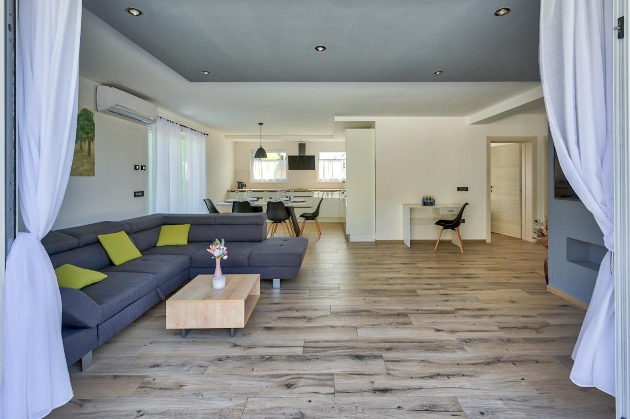 PUY Villa Monte Vernal מראה חיצוני תמונה
